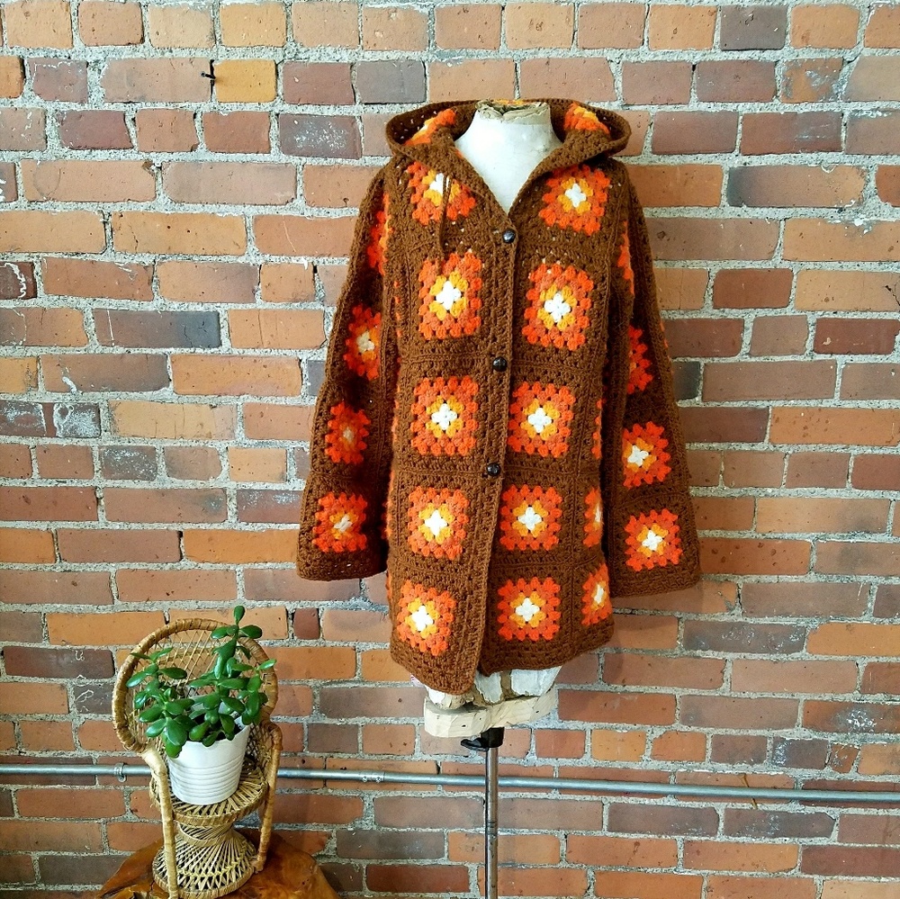vintage handmade 60s 70s chrochet sweater jacket w